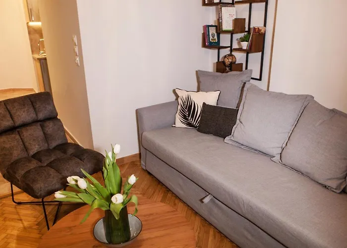 Central Comfy Modern Flat 2 Bedrooms 2 Bathrooms