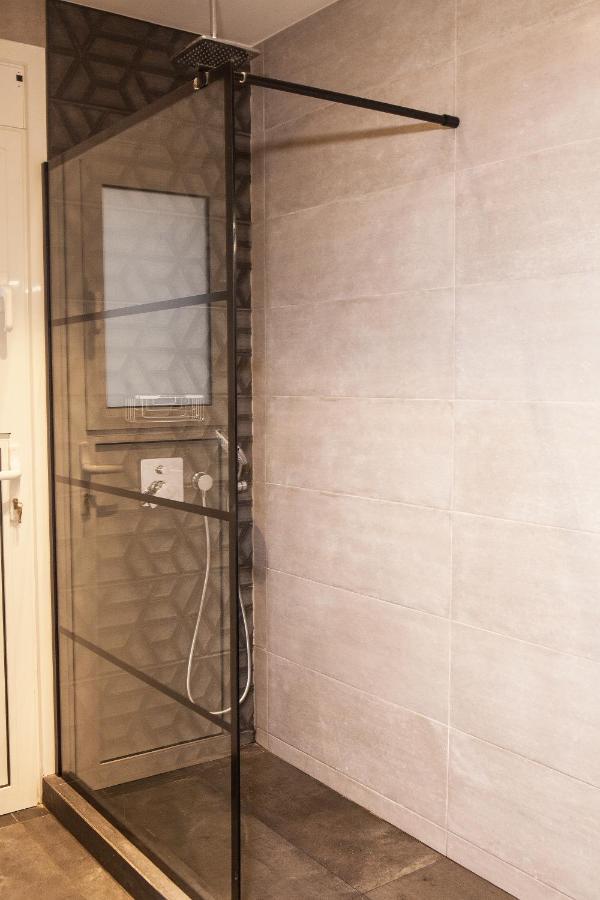 Apartment Comfy Modern Flat 2 Bedrooms 2 Bathrooms Athens