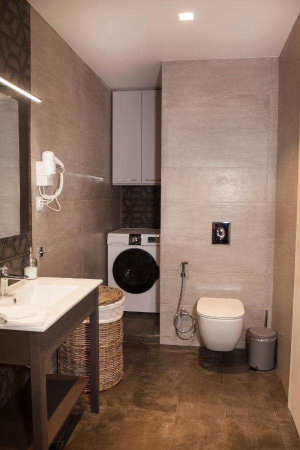 Comfy Modern Flat 2 Bedrooms 2 Bathrooms * Athens
