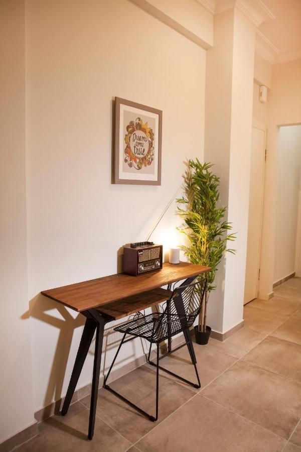 Comfy Modern Flat 2 Bedrooms 2 Bathrooms Apartment